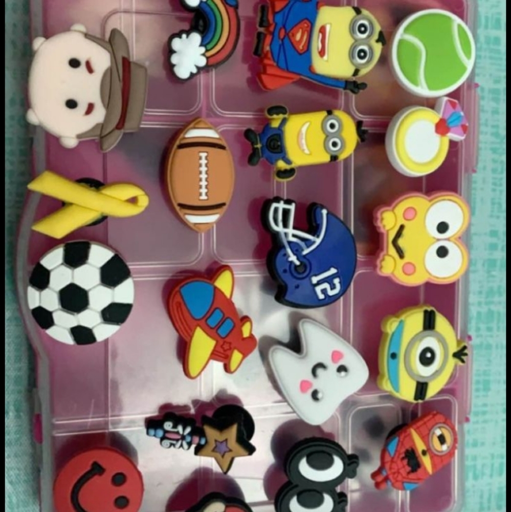 Croc charms